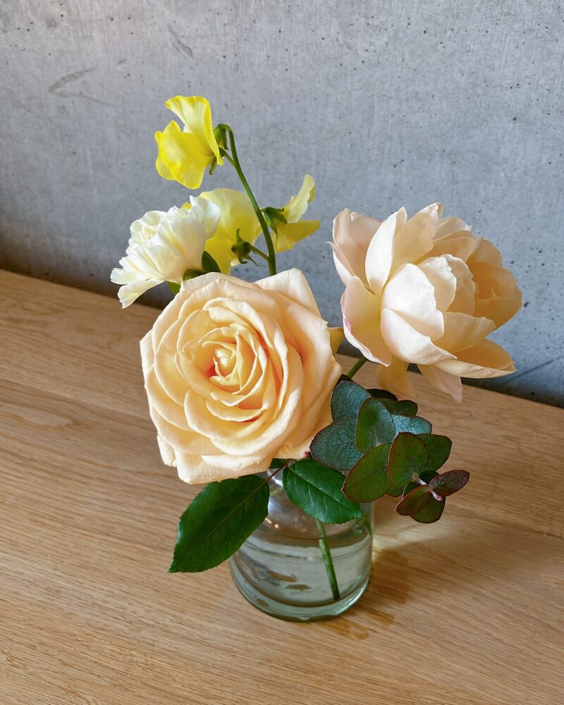 HitoHanaのイエロー&オレンジを指定して実際に届いたお花